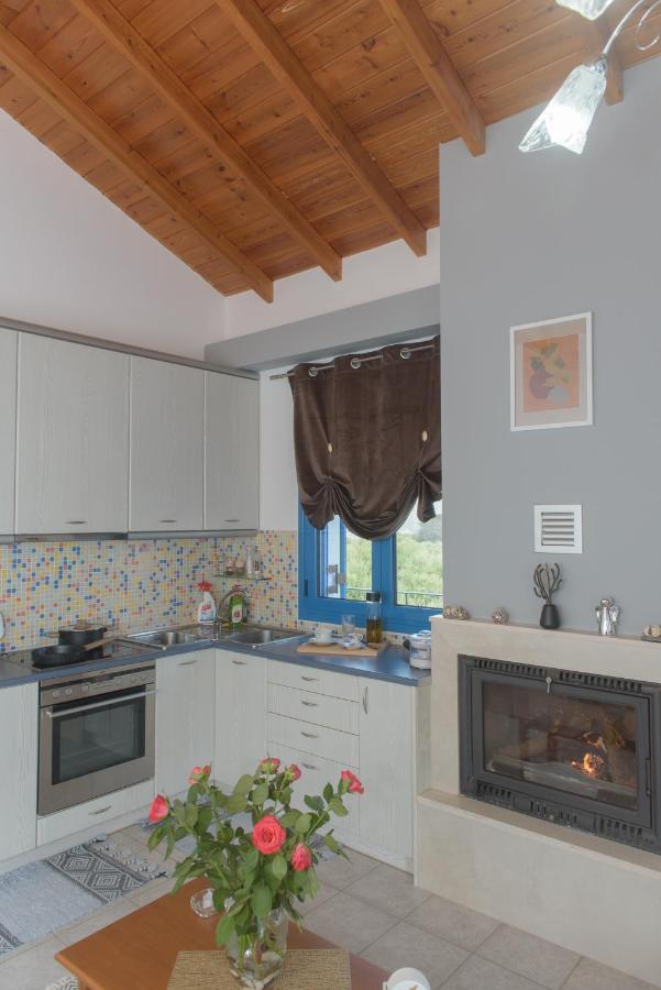 Samian Thalia Apartment Pagondas Экстерьер фото